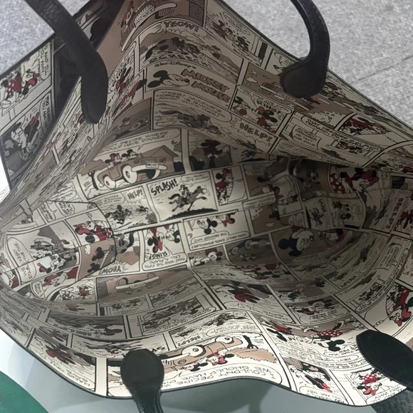 Disney X Kate Spade New York Minnie Mouse Tote Bag - Picture 2 of 5